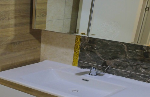 Tatvan Hotel | Gungor Omesyus Otel