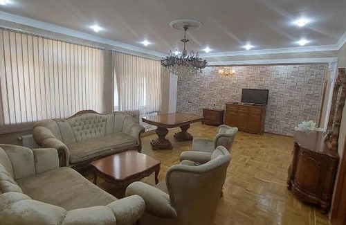 Baku House | Gunluk 350 manat heyet evi