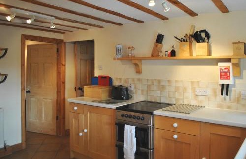 Potter Brompton House | Gunluk Cottage