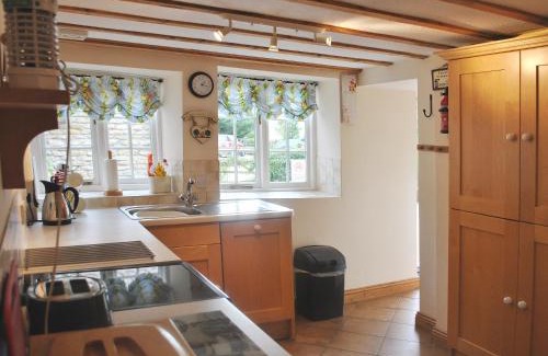 Potter Brompton House | Gunluk Cottage