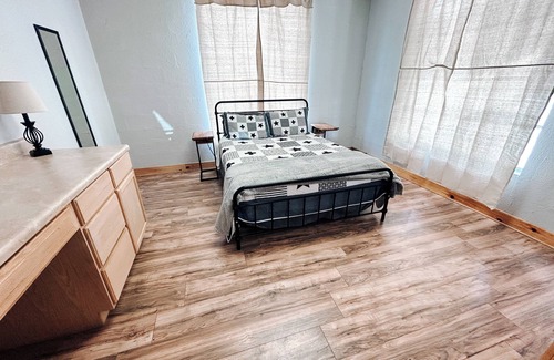 Elgin Cabin | Gunter's Getaway - Windrock- sleeps 16