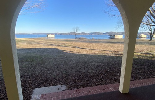 Guntersville House | Guntersville Lakeside Bungalow