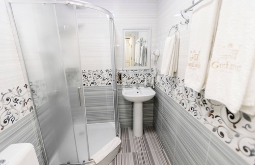 Samarkand Hotel | Gur Emir Palace