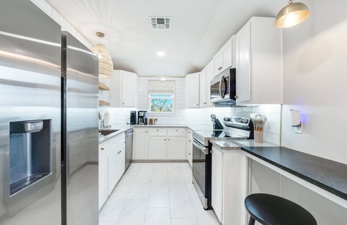 Rockport House | Gusto Cove on the Canal