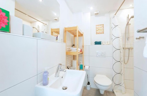 Heiligkreuz Apartment | Gute Lage, 3 Räder, grün, Familien