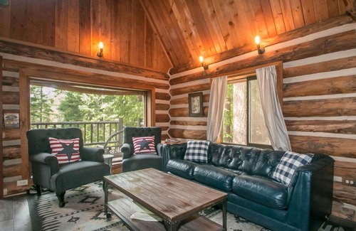Ardenvoir House | Guten Cabin