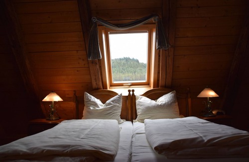 Klosterreichenbach Hotel | Gutshof Hotel Waldknechtshof
