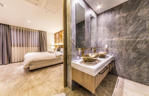 Guwol-dong Hotel | Guwol Hotel