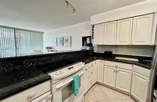 Fort Pierce Condo | GV 5324 Golf Course View Condo-Welcome to Paradise!