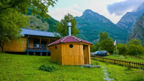Kazbegi Cabin | Gveleti Mountain Lodges Kazbegi