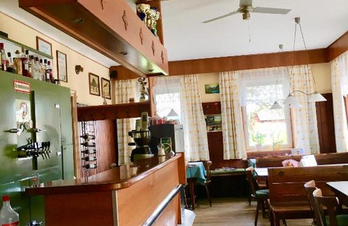 Kasten bei Boeheimkirchen Hotel | Gwörthwirt