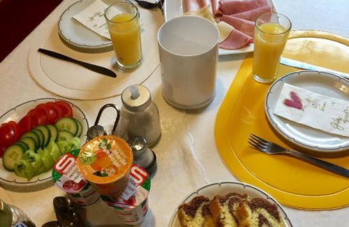 Kasten bei Boeheimkirchen Hotel | Gwörthwirt