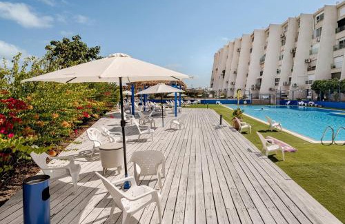 Nahariya Apartment | GW009 Gugel Waves Patio and Pool Seaview Apartment