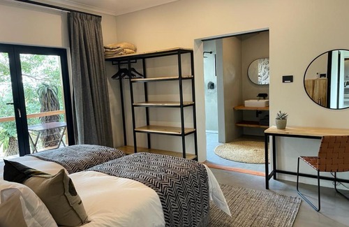 Mid Illovo Cabin | Gwahumbe Game & Spa