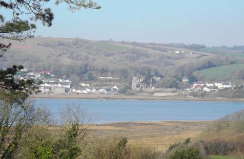 Llanybri House | Gwalia Llansteffan