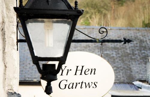 Newcastle Emlyn Hotel | Gwesty'r Emlyn Hotel
