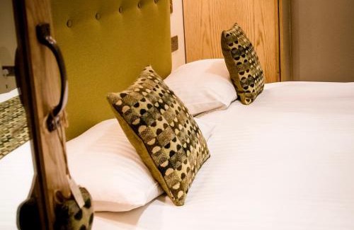 Newcastle Emlyn Hotel | Gwesty'r Emlyn Hotel