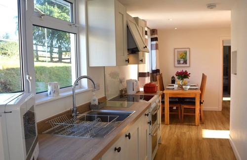 Ystrad Meurig Cottage | GWYNANT, pet friendly, with a garden in Pontrhydfendigaid