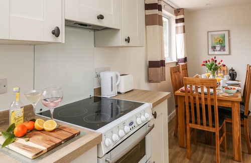 Ystrad Meurig Cottage | GWYNANT, pet friendly, with a garden in Pontrhydfendigaid