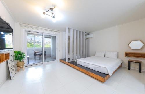 Gyeongju House | Gyeongju Blue 365 Pension