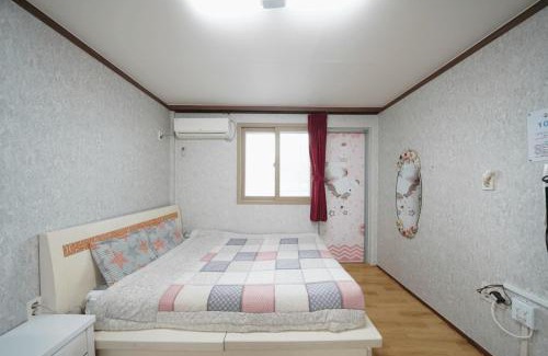 Gyeongsan House | Gyeongsan Annex Pension