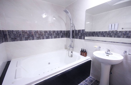 Gyeongsan Hotel | Gyeongsan Jjak Self Check-in Motel
