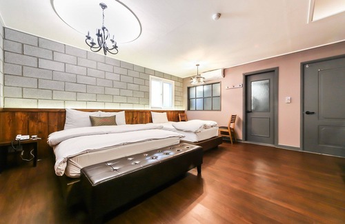 Gyeongsan Hotel | Gyeongsan Shwimpyo