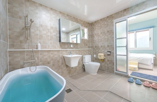 Gyeongsan House | Gyeongsan Stage-ipple pet Pension