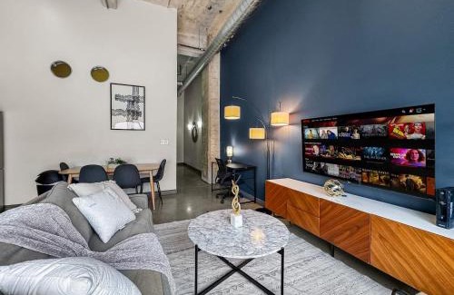 Downtown Dallas Apartment | Gym Retreat 2102bdsleeps 12 Free Gym Parking