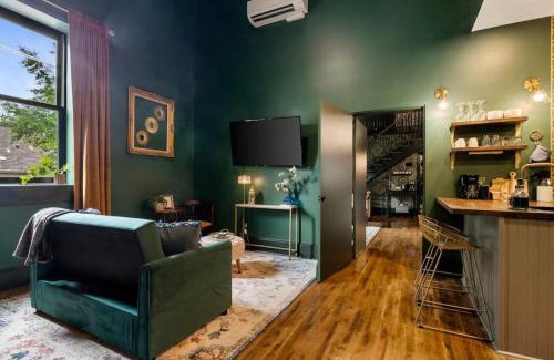 Columbia Apartment | Gypsy and Carraway