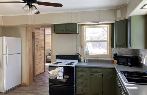 Newberry House | Gypsy House right on the trails!