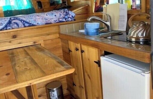 Arroyo Hondo House | Gypsy Rose Vardo for Adventurous Nature Loversn