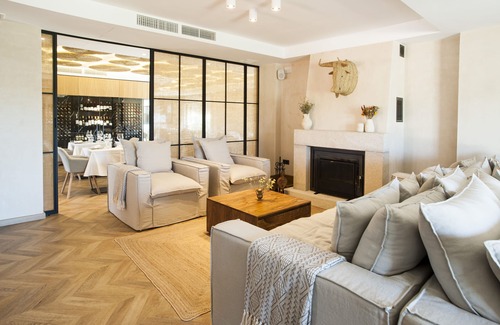 Valverde del Fresno Hotel | Hábitat Cigueña Negra