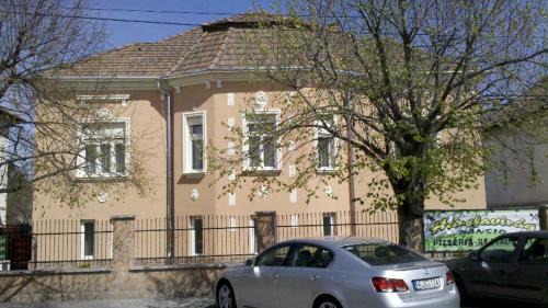 Papa Bed & Breakfast | Hársfavirág Vendégház