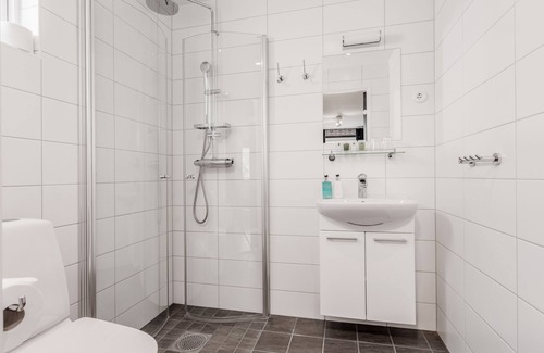 Molnlycke Hotel | Hällsnäs