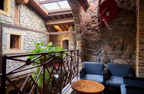Sourzy House | Hébergement Insolite en Chambre D'hôtes