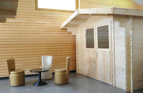 Aunay-sous-Auneau House | Hébergements le Camp d'Auneau - Les Marmottes