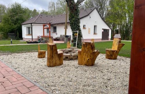Kimle Apartment | Hídláb Apartman