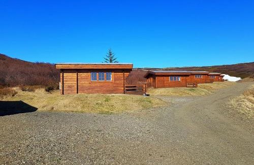 Berufjardarvatn Hotel | Hótel Bjarkalundur