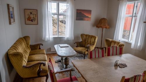 Arneshreppur Hotel | Hótel Djúpavík