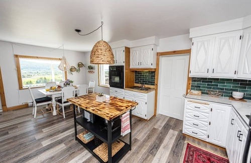 Baie-St-Paul Ski Chalet | Hôtel à la maison - La Maison Pérou et Vue