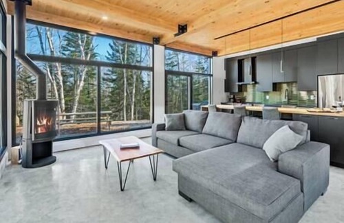 Les Eboulements House | Hôtel à la maison - Le Lièvre