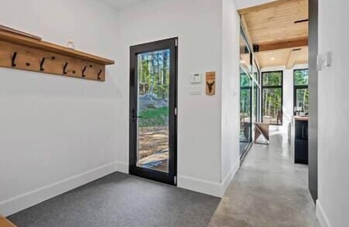 Les Eboulements House | Hôtel à la maison - Le Lièvre