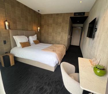 Espalion Hotel | Hôtel égide