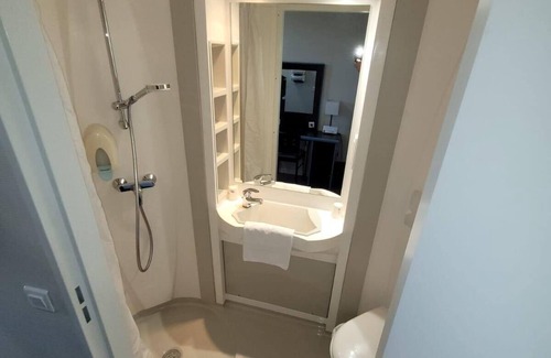 Brens Hotel | Hôtel Akena Gaillac