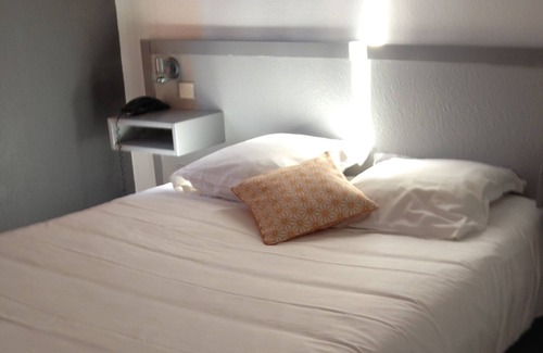 Ambares-et-Lagrave Hotel | Hôtel Amaya