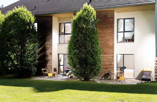 Courlans Hotel | Hôtel Auberge de Chavannes