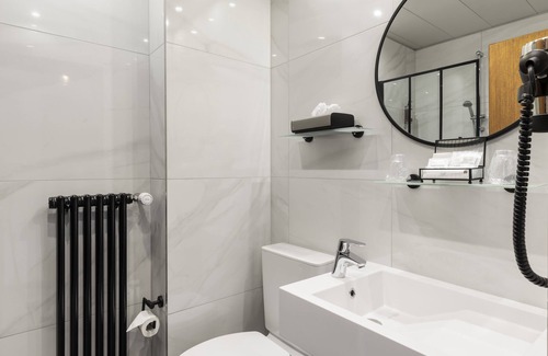 Les Bioux Hotel | Hôtel Bellevue Le Rocheray