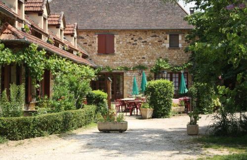 Nadaillac-de-Rouge Hotel | Hôtel Chastrusse