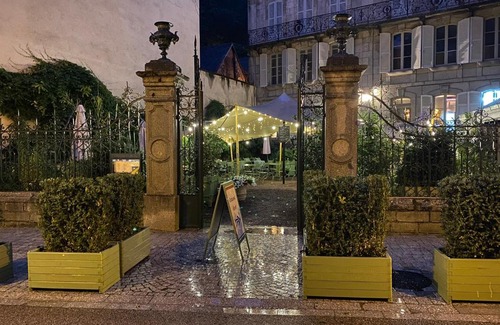 Aubusson House | Hôtel de Colbert